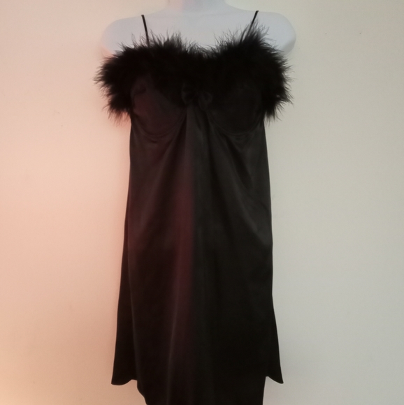 NWT🎁FREE GIFT INCLUDED 🎁 Feathers w/Buttons Sexy Satin Lingerie w/ Bra - Picture 10 of 15